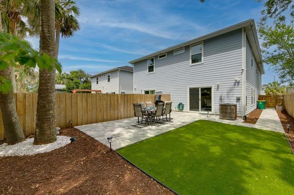 Backyard, Exterior