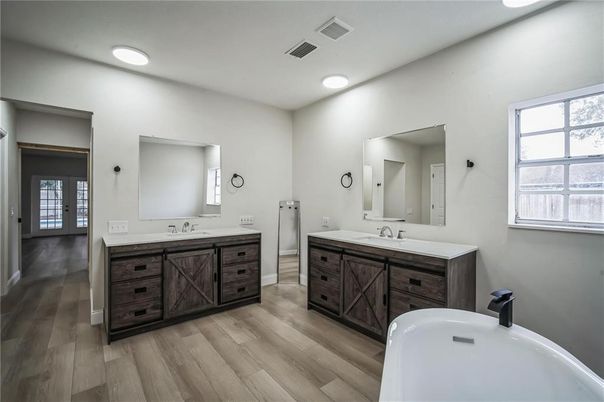 Bathroom, Dual Sink Vanities, Interior, Recessed Lighting, Wood Texture Flooring