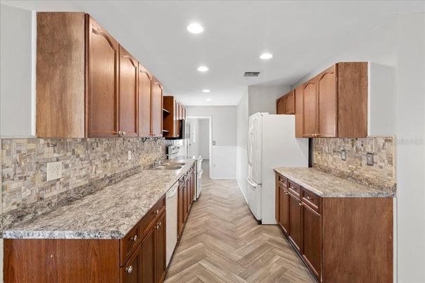 Interior, Kitchen, Recessed Lighting, Wood Texture Flooring