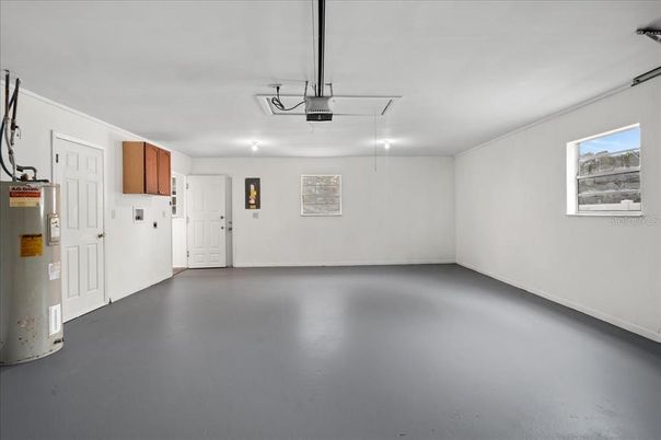 Garage, Interior