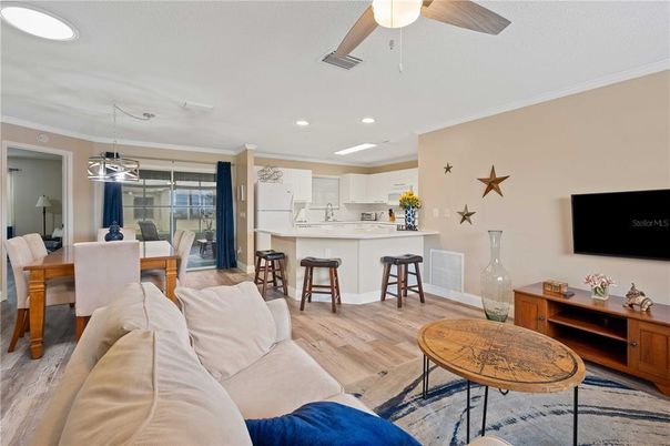 Dining room, Interior, Kitchen, Living room, Pendant Lights, Recessed Lighting, Wood Texture Flooring