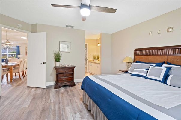 Bedroom, Dining room, Interior, Pendant Lights, Wood Texture Flooring