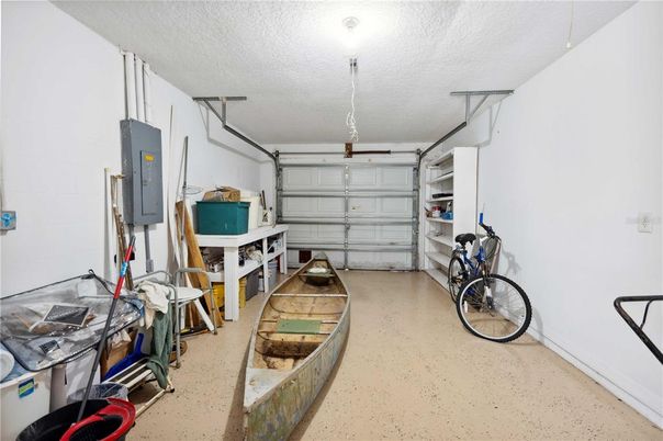 Garage, Interior