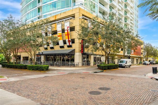 Exterior, Facade, Condo Building