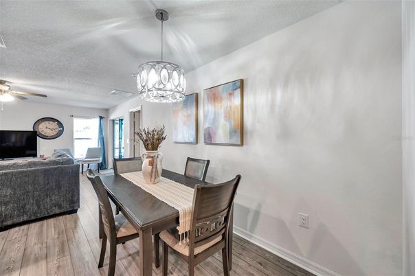 Chandelier, Dining room, Interior, Living room, Pendant Lights, Wood Texture Flooring
