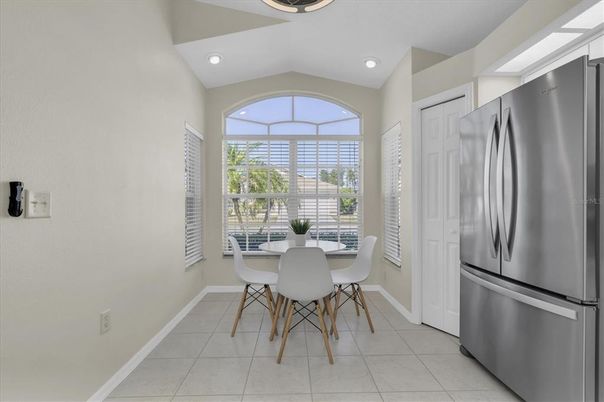 Dining room, Interior, Kitchen, Recessed Lighting, Stainless Steel Appliances