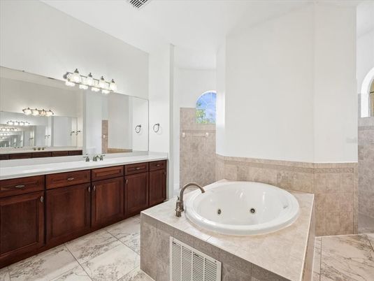 Bathroom, Dual Sink Vanities, Interior