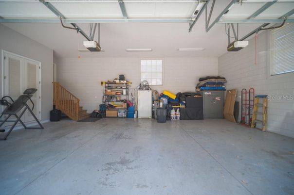Garage, Interior