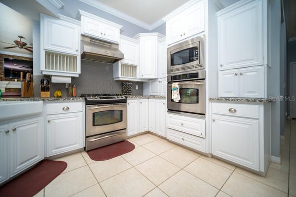 Interior, Kitchen, Stainless Steel Appliances
