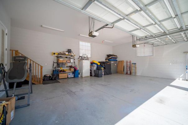 Garage, Interior