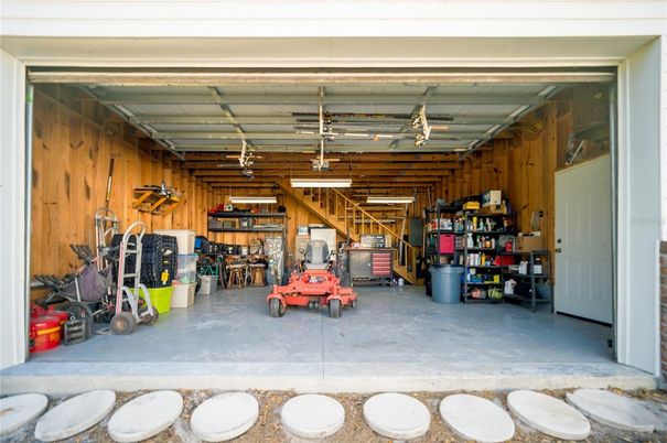 Garage, Interior, Wooden Beams, Wooden Walls
