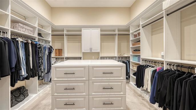 Interior, Walk-in Closets