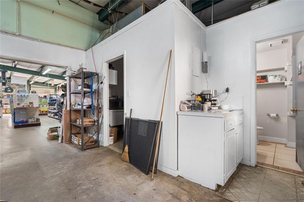 Interior, Washer