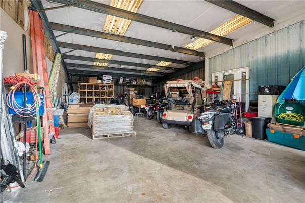Garage, Interior