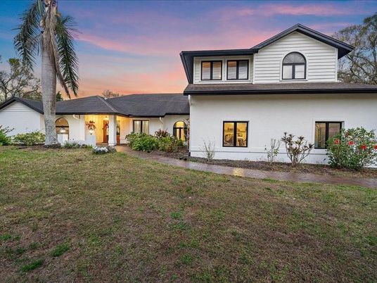 Backyard, Exterior, Facade, Farmhouse