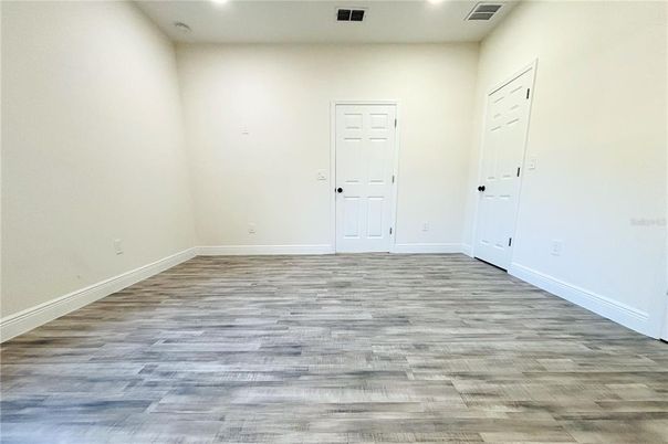 Empty room, Interior, Recessed Lighting, Wood Texture Flooring