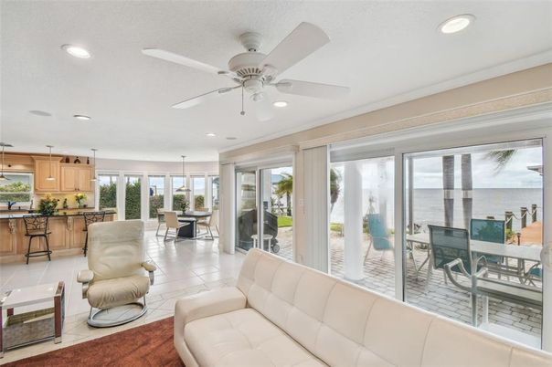 Dining room, Interior, Kitchen, Living room, Pendant Lights, Recessed Lighting, Water