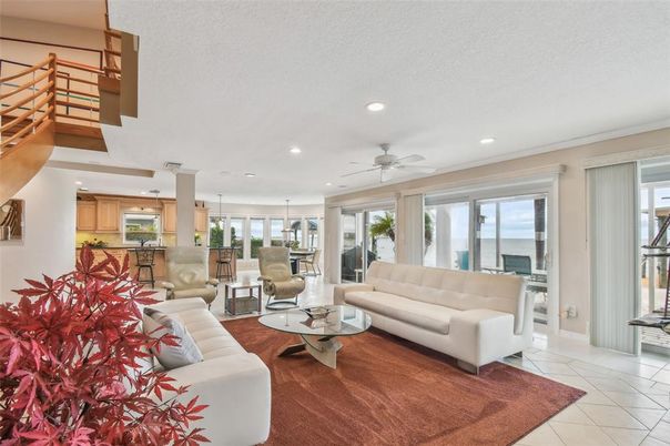 Interior, Kitchen, Living room, Pendant Lights, Recessed Lighting
