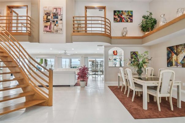 Dining room, Interior, Recessed Lighting