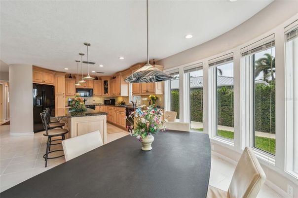 Dining room, Interior, Kitchen, Pendant Lights, Recessed Lighting