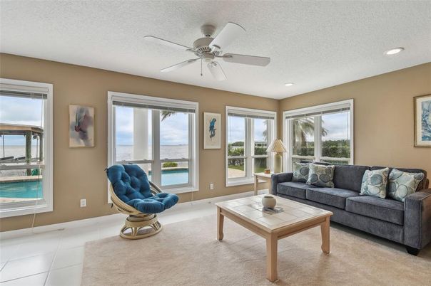 Interior, Living room, Recessed Lighting, Water
