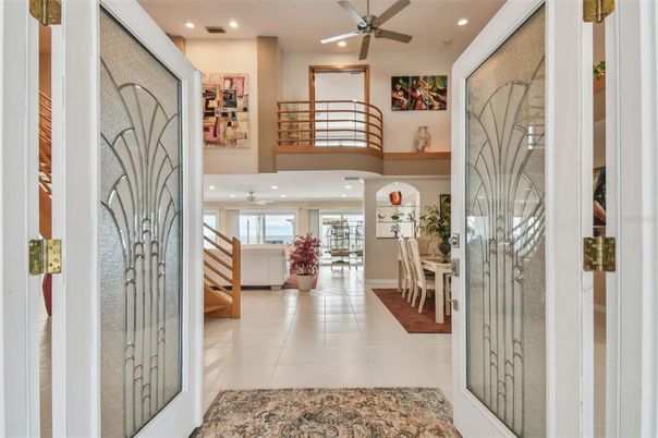 Dining room, Interior, Recessed Lighting