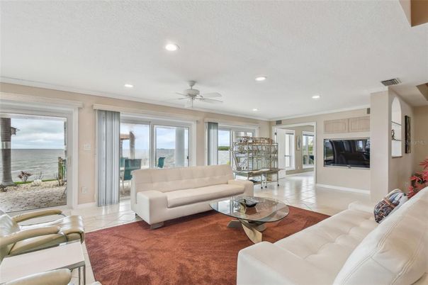 Interior, Living room, Recessed Lighting, Water