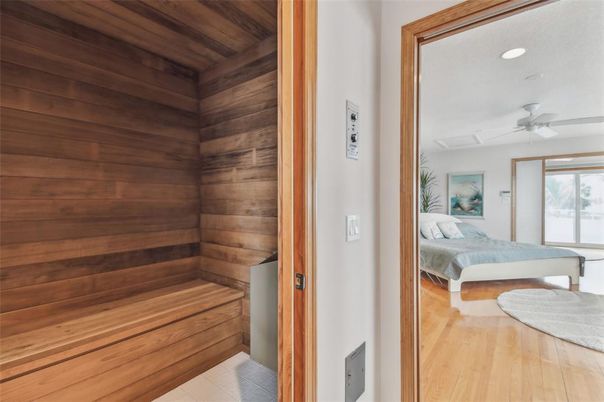 Bedroom, Interior, Recessed Lighting, Sauna Room