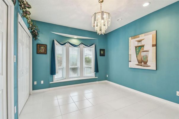 Chandelier, Empty room, Interior, Recessed Lighting