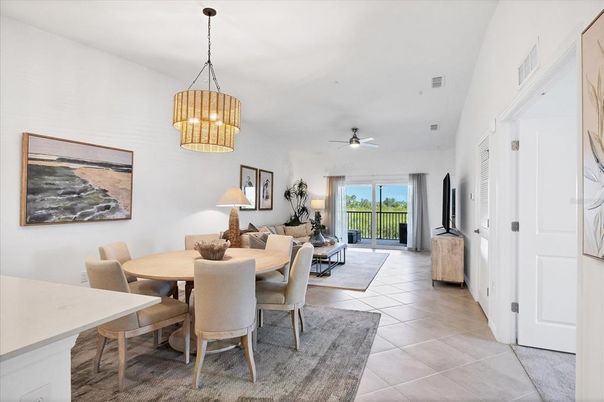 Dining room, Interior, Living room, Pendant Lights