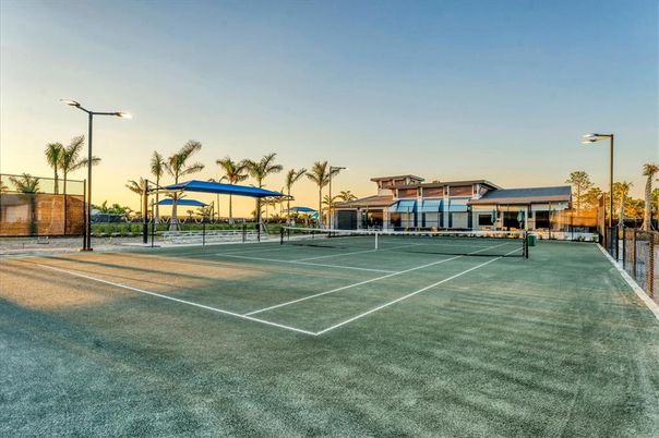 Exterior, Tennis Courts