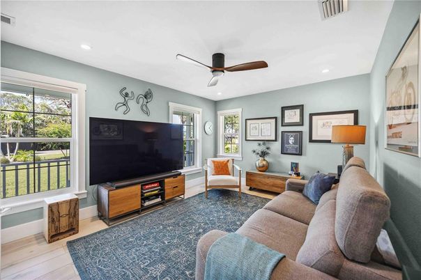 Interior, Living room, Recessed Lighting, Wood Texture Flooring