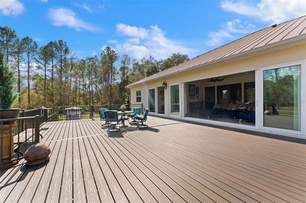 Exterior, Wood Texture Flooring