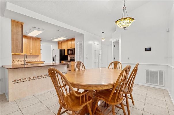 Dining room, Interior, Kitchen, Pendant Lights