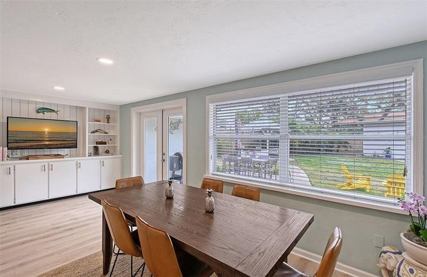 Dining room, Interior, Recessed Lighting, Wood Texture Flooring