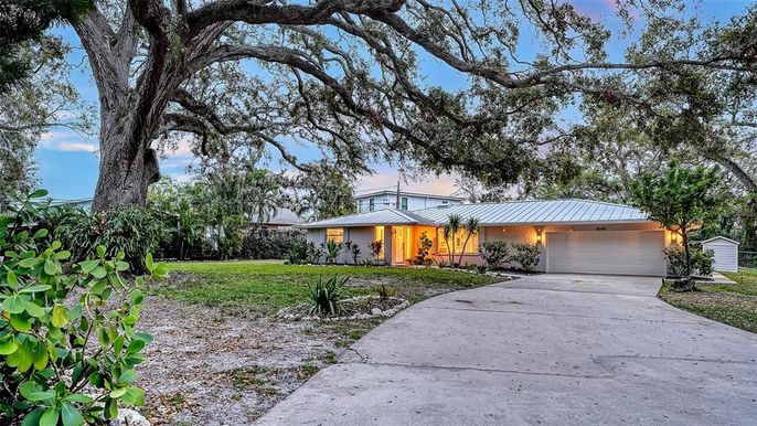 Attached, Backyard, Exterior, Facade, Ranch