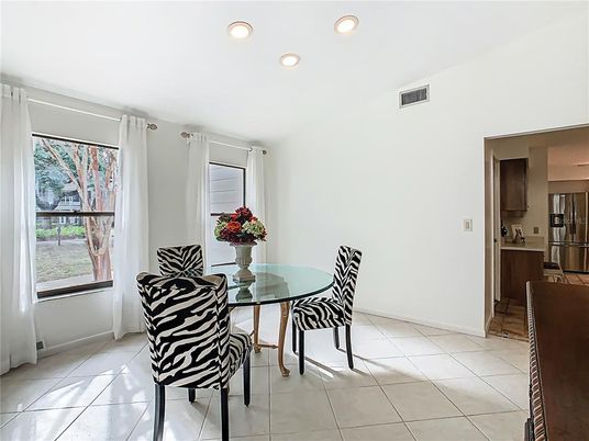 Dining room, Interior, Recessed Lighting