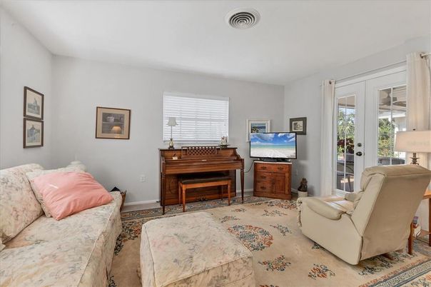 Interior, Living room, Piano