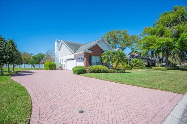 Attached, Exterior, Facade, Brick Facade, Ranch