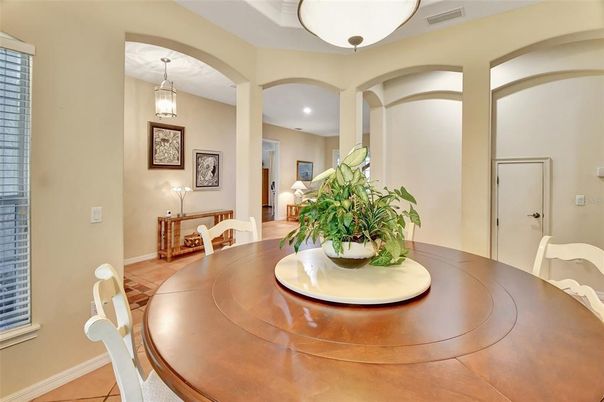 Dining room, Interior, Pendant Lights, Recessed Lighting