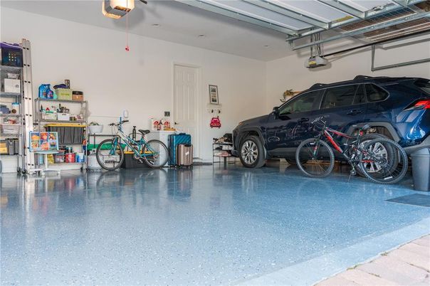 Garage, Interior