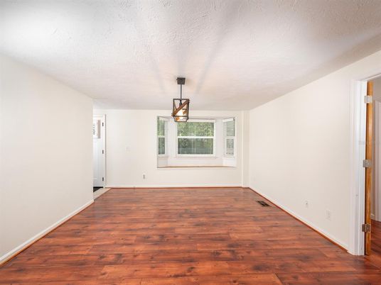 Empty room, Interior, Pendant Lights, Wood Texture Flooring