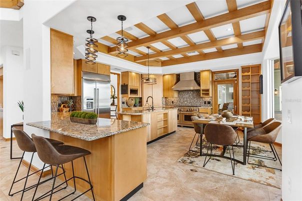 Dining room, Interior, Kitchen, Pendant Lights, Recessed Lighting, Stainless Steel Appliances, Wooden Beams