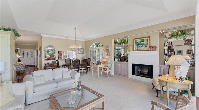 Chandelier, Dining room, Fireplace, Interior, Living room, Pendant Lights