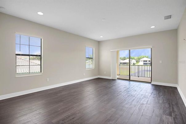 Empty room, Interior, Recessed Lighting, Wood Texture Flooring