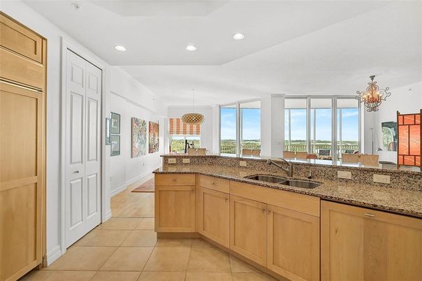 Chandelier, Interior, Recessed Lighting