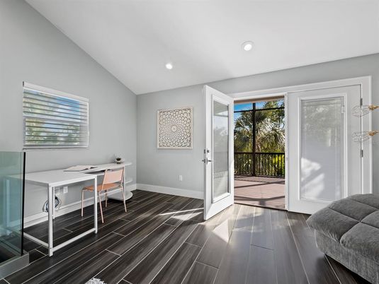 Home Office, Interior, Recessed Lighting, Wood Texture Flooring