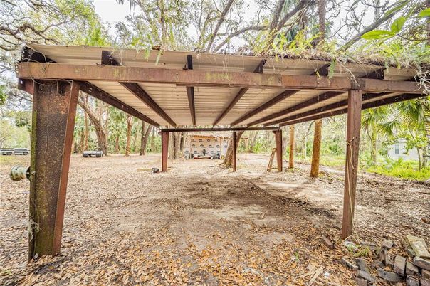 Backyard, Exterior