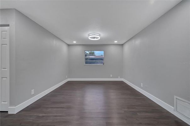 Empty room, Interior, Recessed Lighting, Wood Texture Flooring