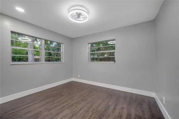 Empty room, Interior, Recessed Lighting, Wood Texture Flooring